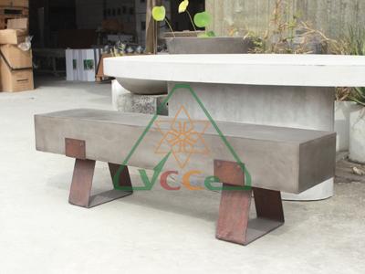 Thick Top Concrete Bench – Rust Iron Legs